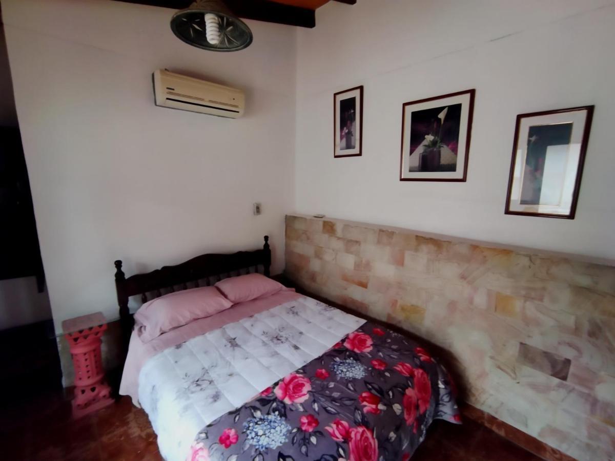 Hotel La Aparesida Areguá Kültér fotó